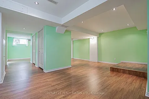 23 Princess Diana Drive Markham ON L6C 0G8
