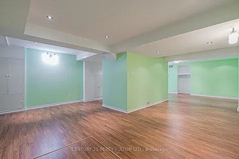 23 Princess Diana Drive Markham ON L6C 0G8