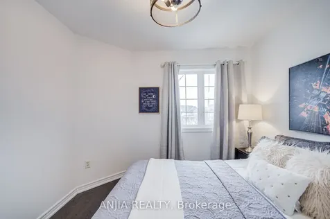 26 Firbank Lane Whitchurch-stouffville ON L4A 0K9