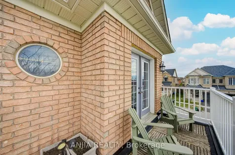 26 Firbank Lane Whitchurch-stouffville ON L4A 0K9