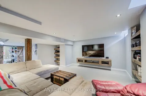 26 Firbank Lane Whitchurch-stouffville ON L4A 0K9