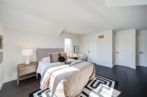 2 Yorkton Boulevard Markham ON L6C 0J9