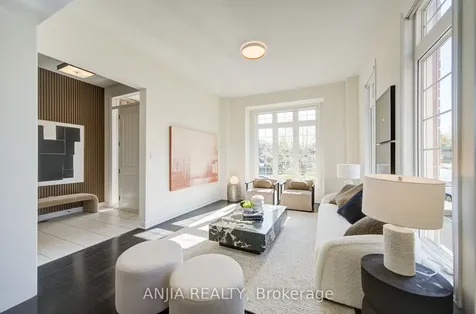 2 Yorkton Boulevard Markham ON L6C 0J9