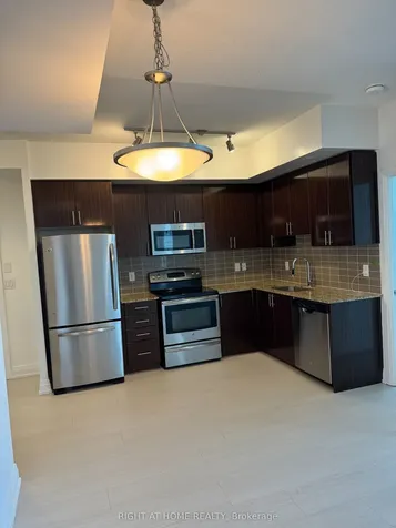 7167 Yonge Street Markham ON L3T 0E1