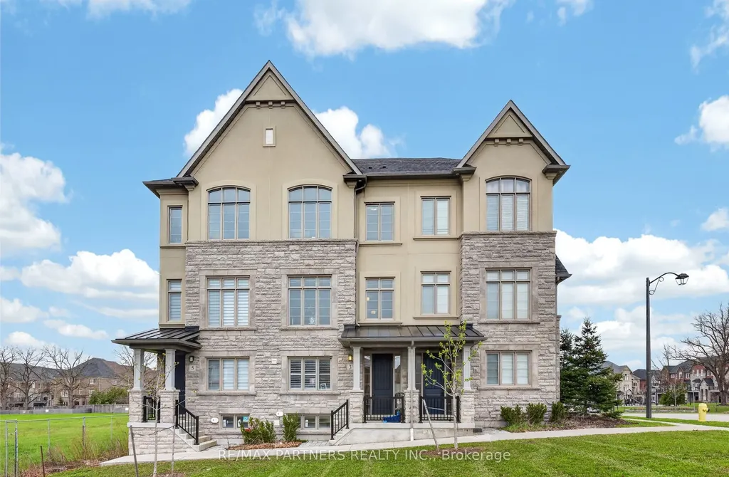 3 Fernhill Lane Markham ON L6C 0Y5