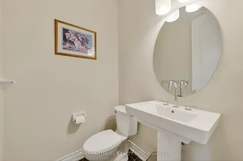 3 Fernhill Lane Markham ON L6C 0Y5
