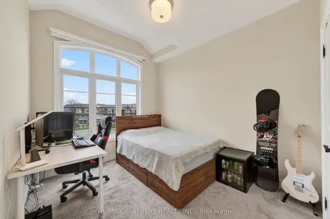 3 Fernhill Lane Markham ON L6C 0Y5
