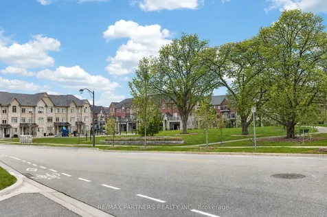 3 Fernhill Lane Markham ON L6C 0Y5
