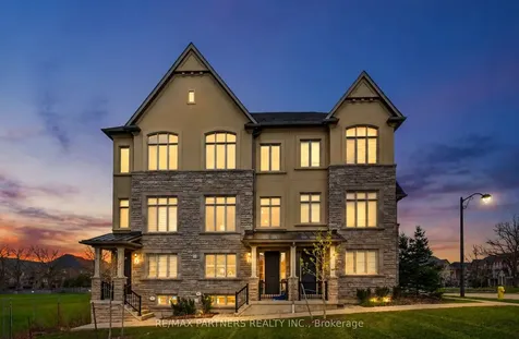 3 Fernhill Lane Markham ON L6C 0Y5