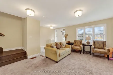 3 Fernhill Lane Markham ON L6C 0Y5