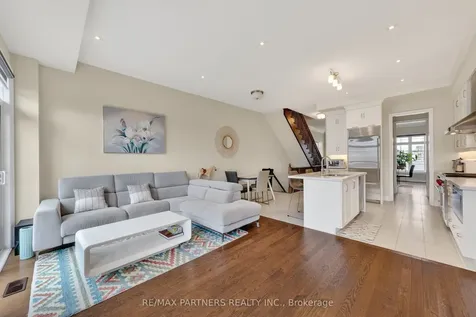 3 Fernhill Lane Markham ON L6C 0Y5