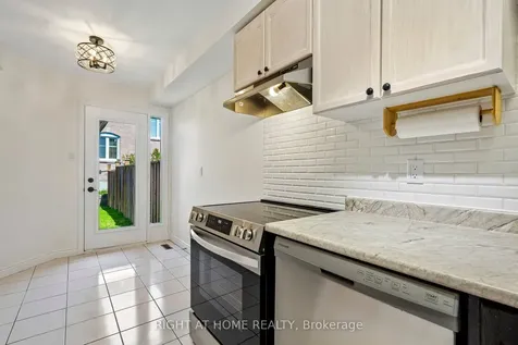 80 Wetherby Circle Markham ON L3T 7R8
