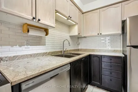 80 Wetherby Circle Markham ON L3T 7R8