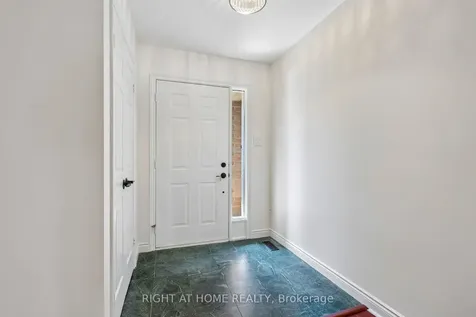 80 Wetherby Circle Markham ON L3T 7R8