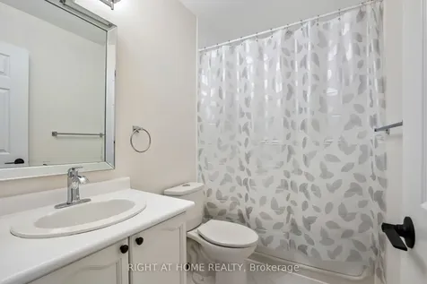80 Wetherby Circle Markham ON L3T 7R8
