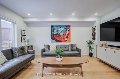 18 Quattro Avenue Richmond Hill ON L4E 0S5