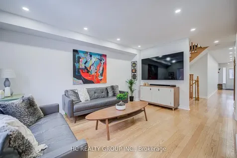 18 Quattro Avenue Richmond Hill ON L4E 0S5
