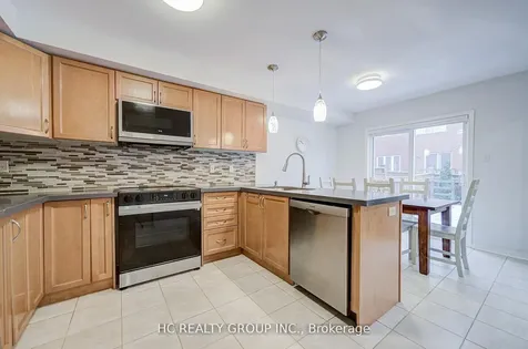 18 Quattro Avenue Richmond Hill ON L4E 0S5