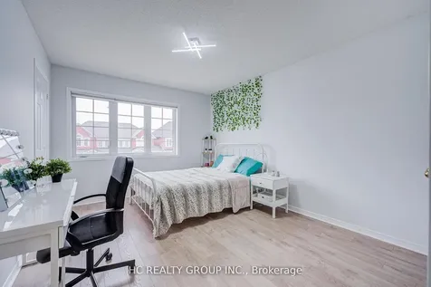 18 Quattro Avenue Richmond Hill ON L4E 0S5