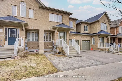18 Quattro Avenue Richmond Hill ON L4E 0S5