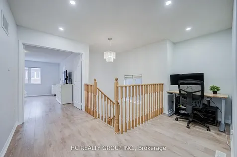 18 Quattro Avenue Richmond Hill ON L4E 0S5