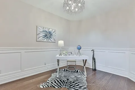11 Gatcombe Circle Richmond Hill ON L4C 9P4