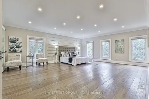 11 Gatcombe Circle Richmond Hill ON L4C 9P4