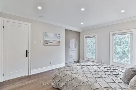 11 Gatcombe Circle Richmond Hill ON L4C 9P4