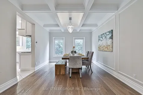 11 Gatcombe Circle Richmond Hill ON L4C 9P4