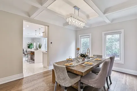 11 Gatcombe Circle Richmond Hill ON L4C 9P4