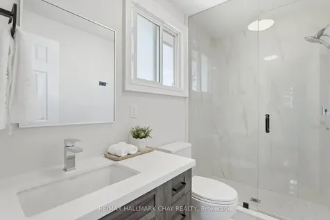 17 Hunter Court New Tecumseth ON L9R 1A6