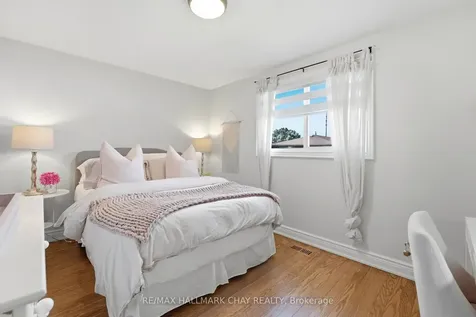 17 Hunter Court New Tecumseth ON L9R 1A6