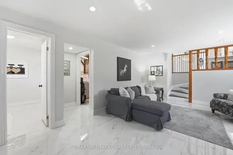 17 Hunter Court New Tecumseth ON L9R 1A6