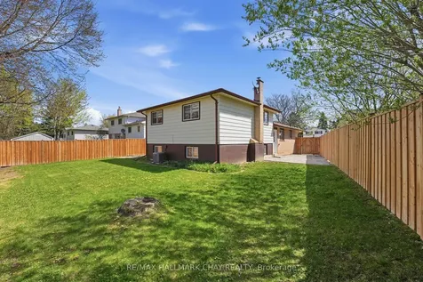 17 Hunter Court New Tecumseth ON L9R 1A6