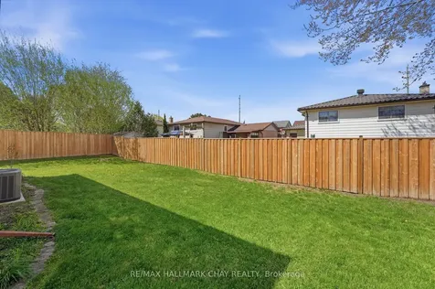 17 Hunter Court New Tecumseth ON L9R 1A6
