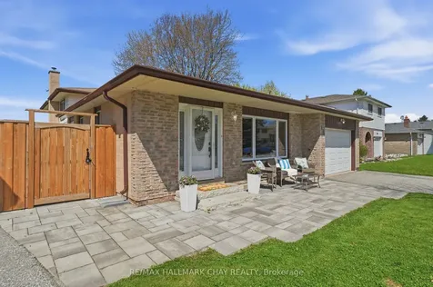 17 Hunter Court New Tecumseth ON L9R 1A6