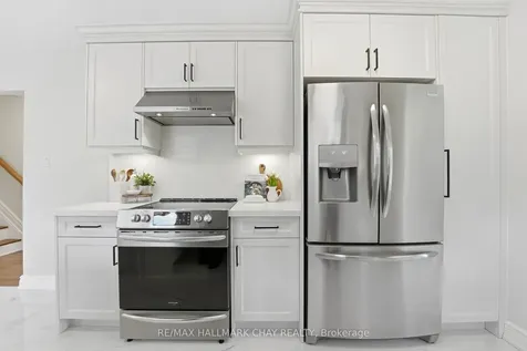 17 Hunter Court New Tecumseth ON L9R 1A6