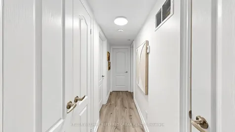 11 Dunsheath Way Markham ON L6B 1N3