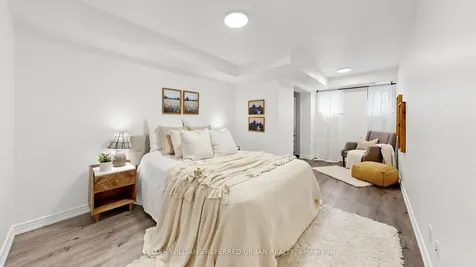 11 Dunsheath Way Markham ON L6B 1N3