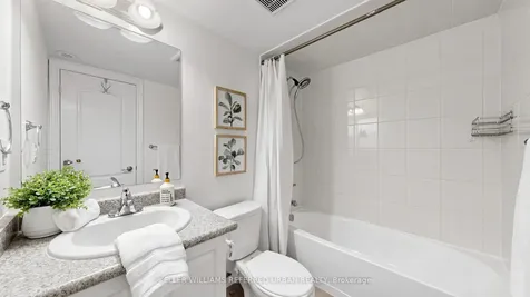 11 Dunsheath Way Markham ON L6B 1N3