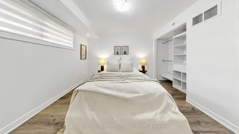 11 Dunsheath Way Markham ON L6B 1N3