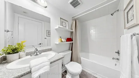 11 Dunsheath Way Markham ON L6B 1N3