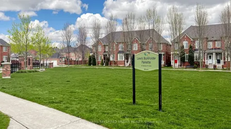 11 Dunsheath Way Markham ON L6B 1N3