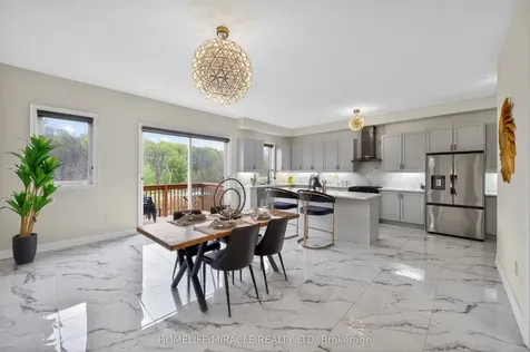 69 Settlers Crescent Bradford West Gwillimbury ON L3Z 4N3