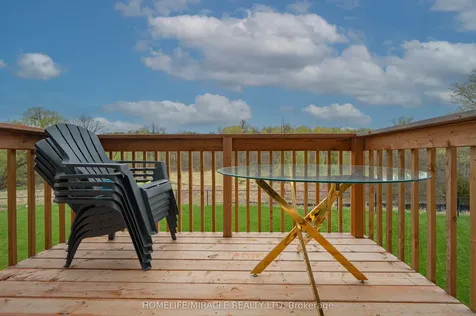69 Settlers Crescent Bradford West Gwillimbury ON L3Z 4N3