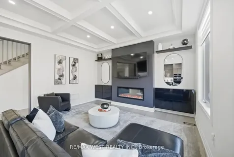 99 Coldwell Bay Circle Vaughan ON L4H 5E9