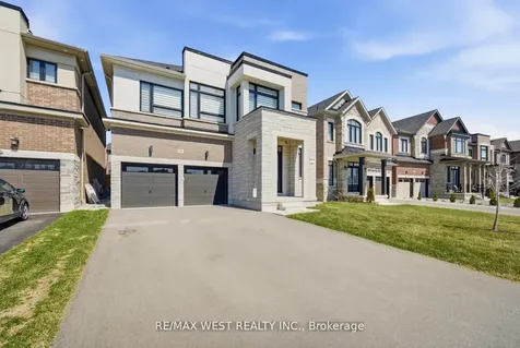 99 Coldwell Bay Circle Vaughan ON L4H 5E9