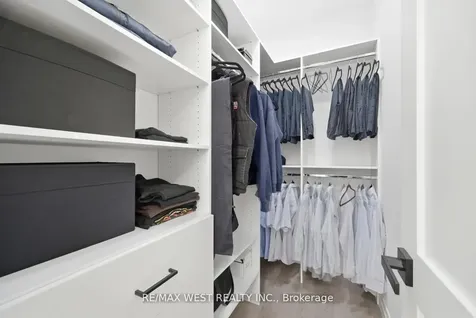 99 Coldwell Bay Circle Vaughan ON L4H 5E9