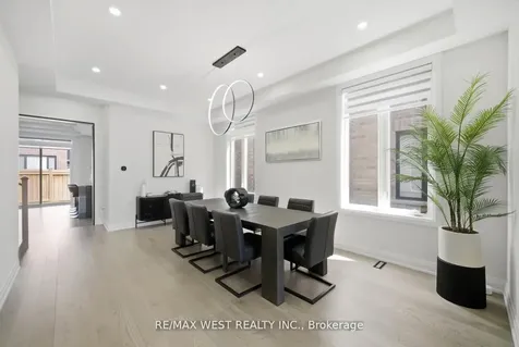 99 Coldwell Bay Circle Vaughan ON L4H 5E9