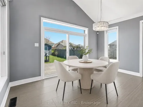17 Mount Crescent Essa ON L3W 0N4